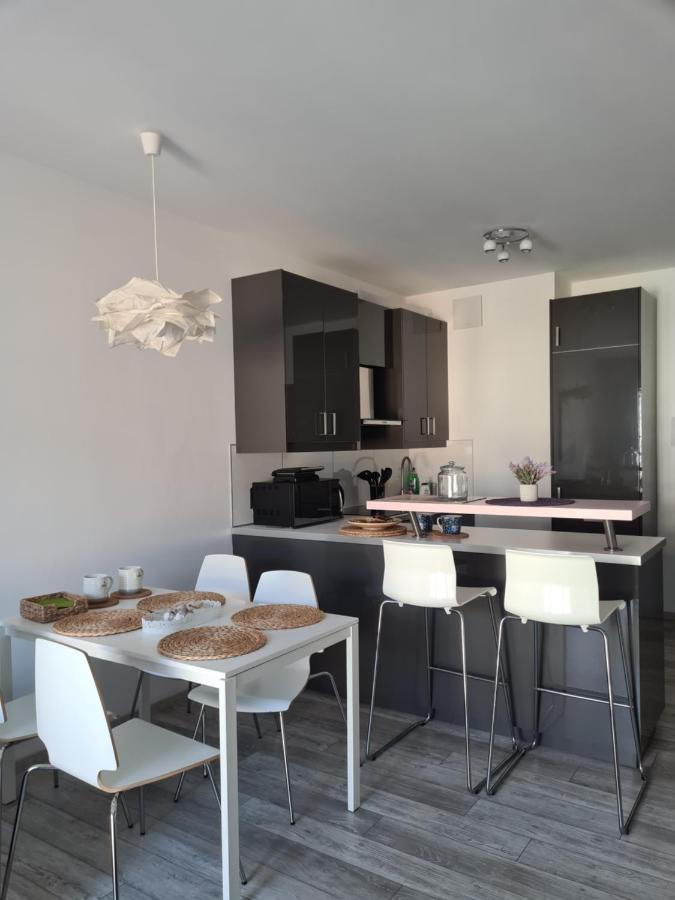 Boznicza Old Town Lux Apartment, Self Check-In 24H, Free Parking Познан Екстериор снимка